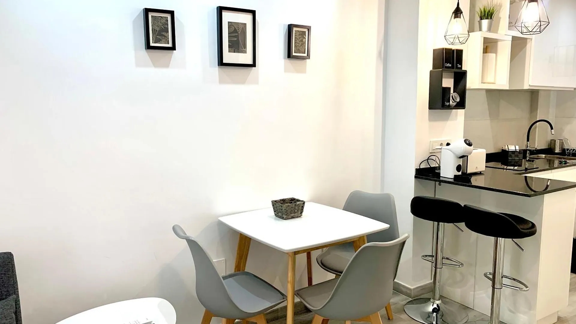 Apartamento Premium Con Piscina - Recepcion 24Hs Benalmádena 0*,  Hiszpania
